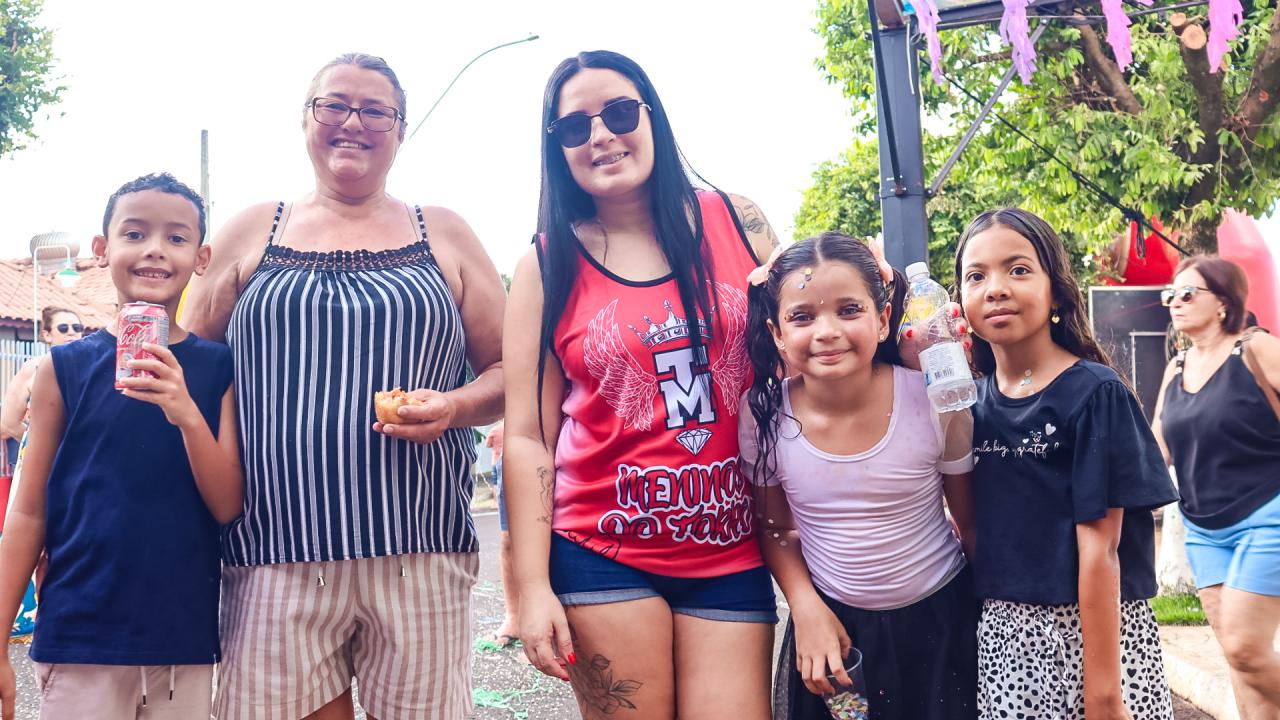 Foto 49 de 60 — Matinê Infantil e Banda Obahia agitam domingo de Carnaval em Trabiju; veja fotos